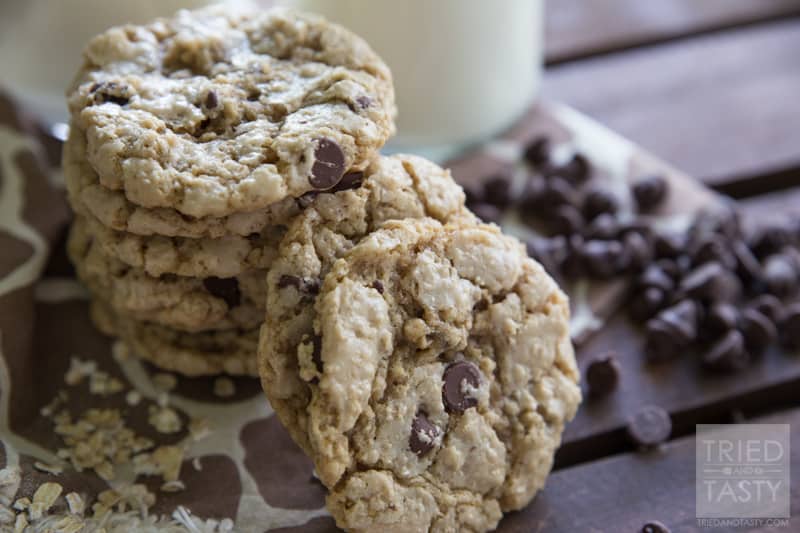 Crunchy Oatmeal Chocolate Chip Cookies // Looking for a little 'crunch' in your cookie? These are absolutely perfect! Just the right amount of crispness surrounded by oodles of chocolate chips and oatmeal. Whip these cookies up in no time! | Tried and Tasty