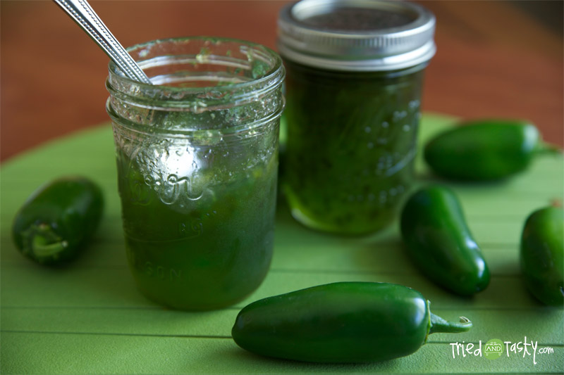 Pepper Jelly // Spread this delicious pepper jelly over some cream cheese and serve with crackers.  It's a great appetizer! | Tried and Tasty