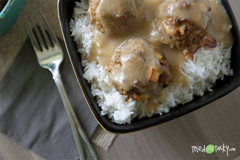 Apple Turkey Meatballs with Buttery Whole Wheat Gravy // These meatballs have a fun apple twist on them! | Tried and Tasty