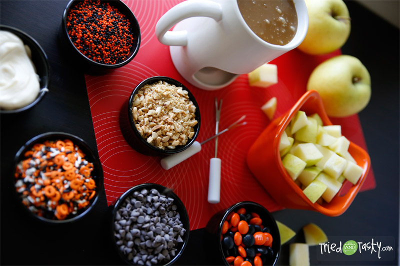 Caramel Apple Fondue // It will be hard to say no to this delicious Caramel Fondue! | Tried and Tasty