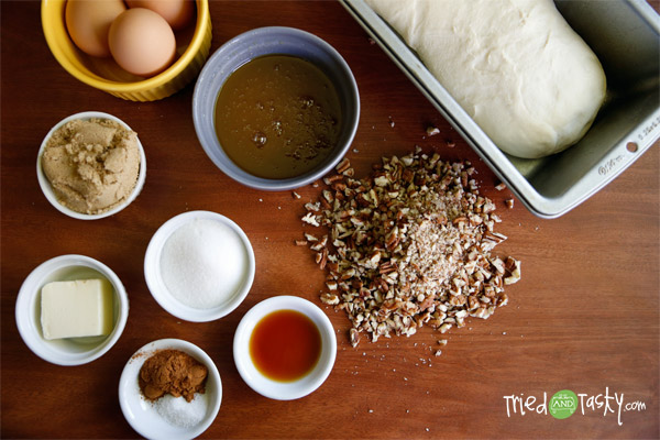Pecan Pie Bread Pudding with Rhodes // This bread pudding recipe was just too inviting not to try. I gave it a whirl and I'm so glad I did. This recipe is FANTASTIC! | Tried and Tasty