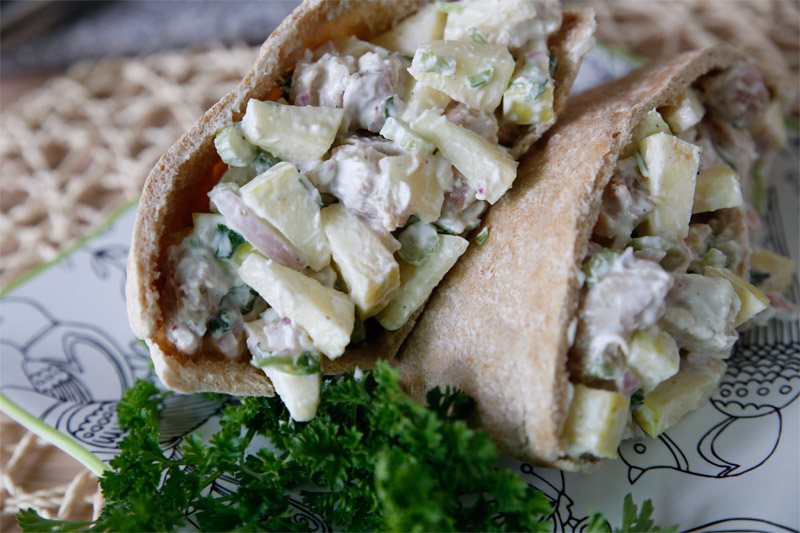 Chicken Waldorf Pita // This Chicken Waldorf Pita is low-calorie, quick to make, and will keep you full! | Tried and Tasty