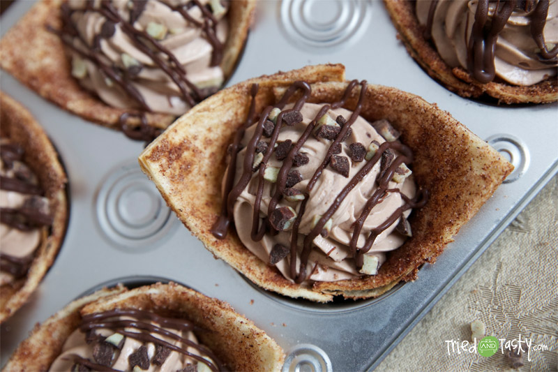 Andes Mint Tortilla Cups // These are to die for. If you love Andes, or love mint, you will LOVE these! | Tried and Tasty