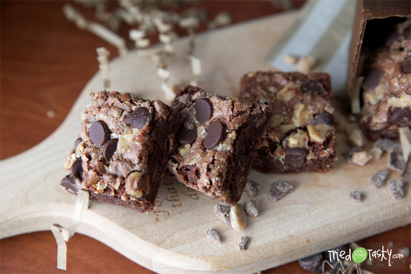 The Best Toffee & Chocolate Chip Brownies // TriedandTasty