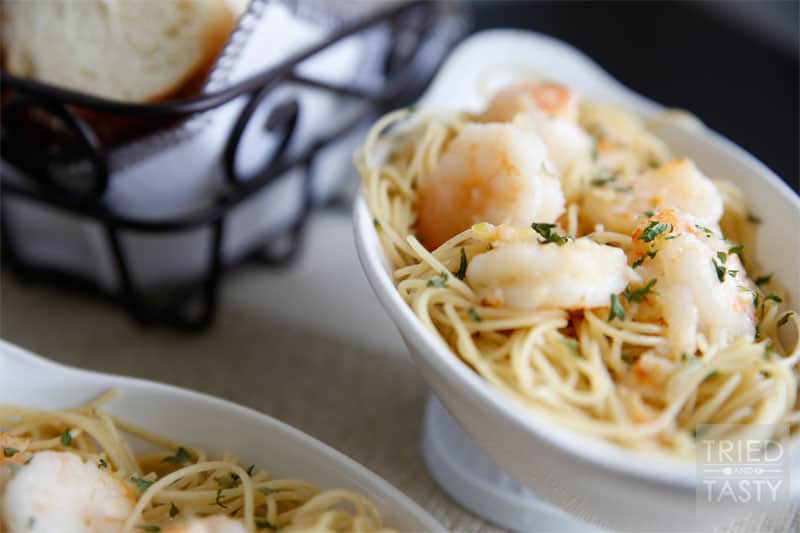 5-Ingredient Shrimp Scampi with Angel Hair Pasta // The perfect light meal that's ready in no time perfectly portioned for two small meals, or one large one. | Tried and Tasty