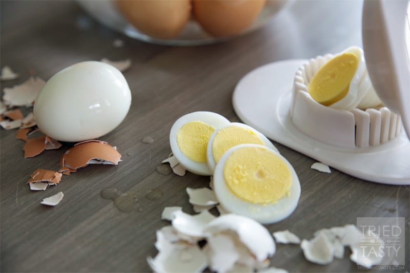 Oven Baked Hard Boiled Eggs // If you need to boil a large batch of eggs all at once or if you haven't been able to master the stove-top boiling method, then you MUST try these super simple oven baked eggs! | Tried and Tasty