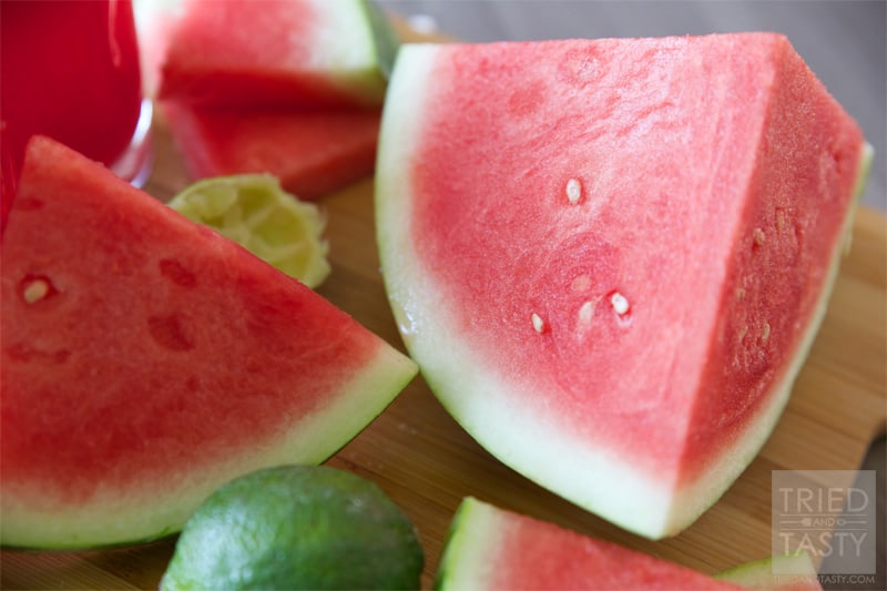 Cool Watermelon Refresher // This delicious juice screams summertime. If you want a little summertime in your heart, make this Watermelon Refresher any time of the year! | Tried and Tasty