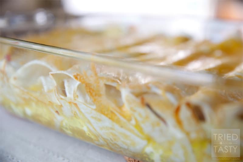 Six Sister's Stuff Brunch Enchiladas // Who says enchiladas are only for dinner? These Brunch Enchiladas are the perfect dish to feed a crowd for a weekend breakfast, Saturday brunch with your favorite people or after church Sunday afternoon! | Tried and Tasty