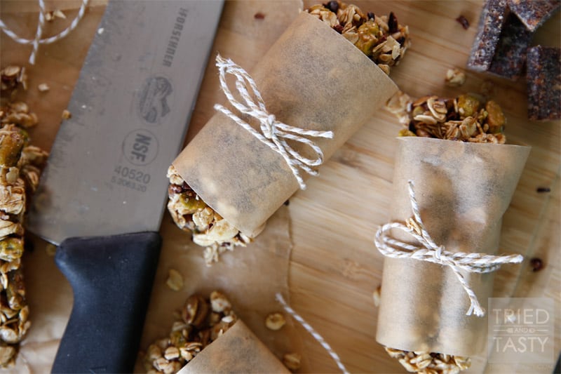 The Best Granola Bars // The perfect healthy homemade granola bar, in fact, I've called them THE best for a reason! They are downright delicious! Perfect at home, at work, or on the go! | Tried and Tasty