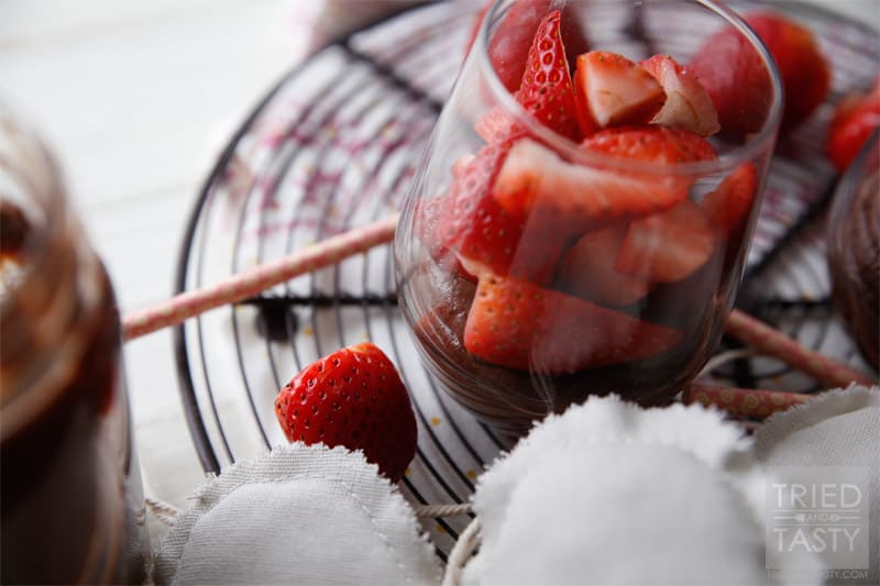 Strawberries & Chocolate Buttercream Mouse // Strawberries and chocolate doesn't have to be a guilty indulgence. With this healthy variation you can have your favorite treat completely guilt free! | Tried and Tasty