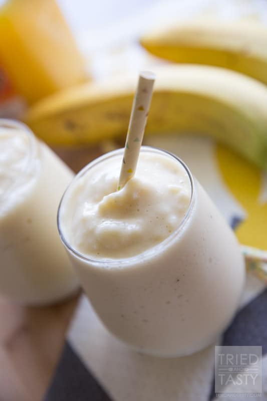 Orange Banana Breakfast Smoothie | Looking for a great smoothie for breakfast? Try this fruity combo that is cool, refreshing, and delicious! | Tried and Tasty