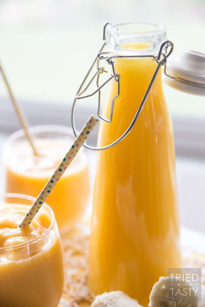 Copycat Jamba Juice Peach Pleasure // Love Jamba Juice but don't love spending a fortune on a smoothie? Make your favorite right at home! This Copycat Jamba Juice is simple & tasty. Not only do you control the ingredients, you also save money! | Tried and Tasty