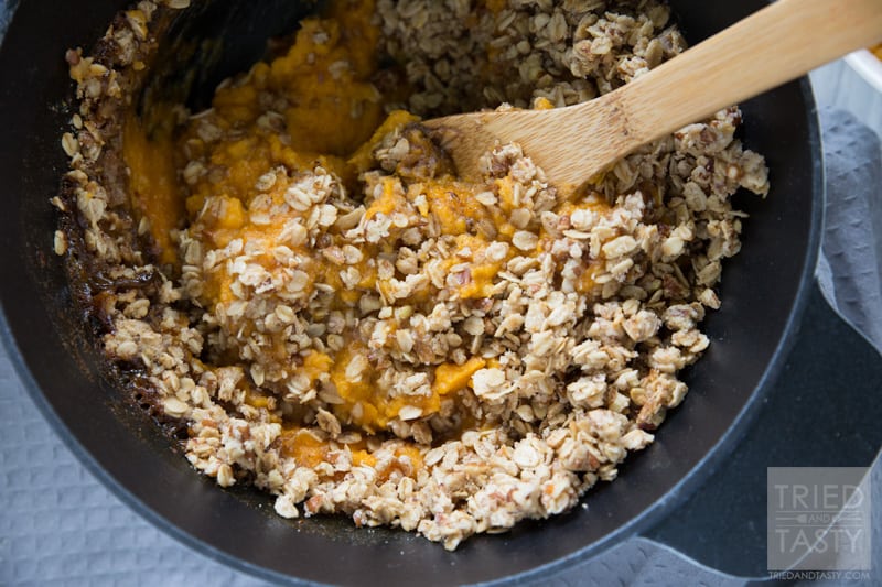 Healthy Sweet Potato Casserole // If you love mashed sweet potatoes, you will die over how divine these smooth and creamy potatoes are with a surprisingly healthy crunchy topping made with wholesome ingredients and refined sugar-free! | Tried and Tasty