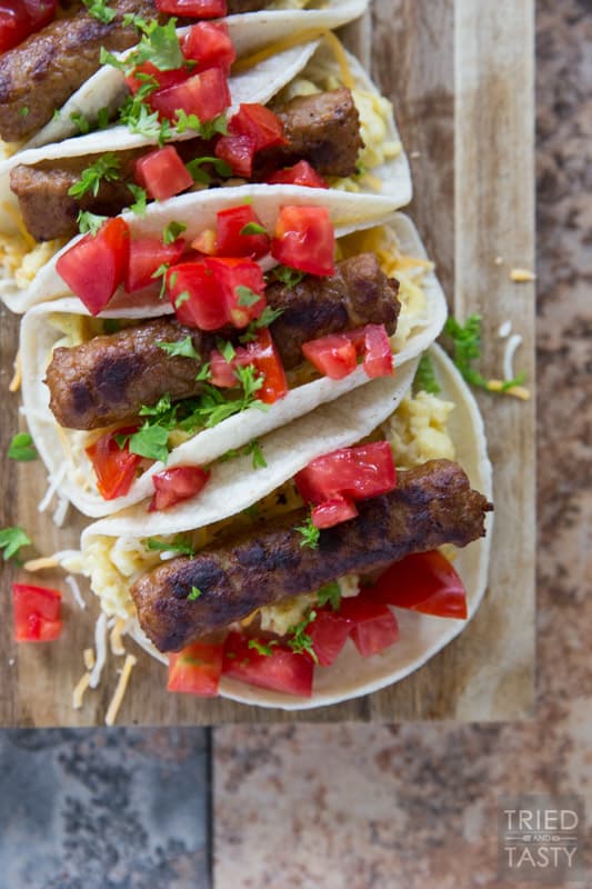 Breakfast Street Tacos // Forget taco Tuesday... you can have these Breakfast Street Tacos any morning of the week. One of the easiest and most delicious fresh breakfast ideas you've seen in a while! Make these for the whole family, they will all fall in love! | Tried and Tasty