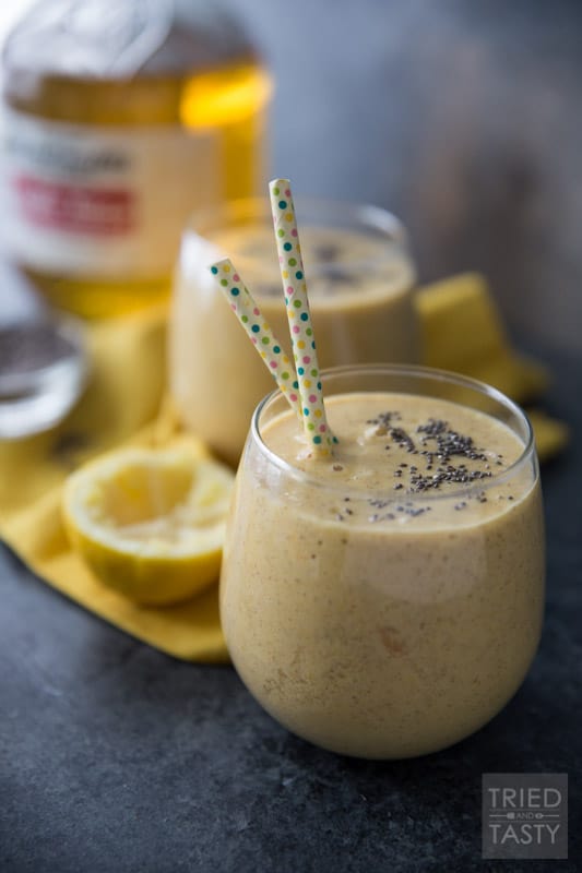 Winter Blues Blaster Detox Smoothie // Move over green smoothie, this will be the newest craze of the year. Filled with bright fruits, Martinelli's Apple Juice, and a few secret weapons. You'll want to add this smoothie to your rotation - it's sure to help you fight the blues! | Tried and Tasty