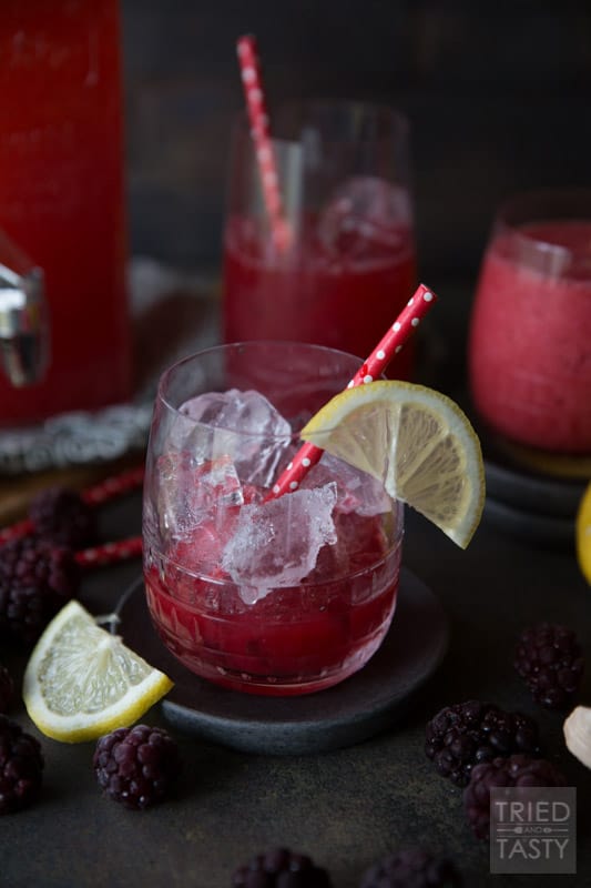 Blackberry Vanilla Lemon Spritzer | This refreshing and delicious blackberry spritzer is fizzy, tart, and sweet all at once! | Tried and Tasty